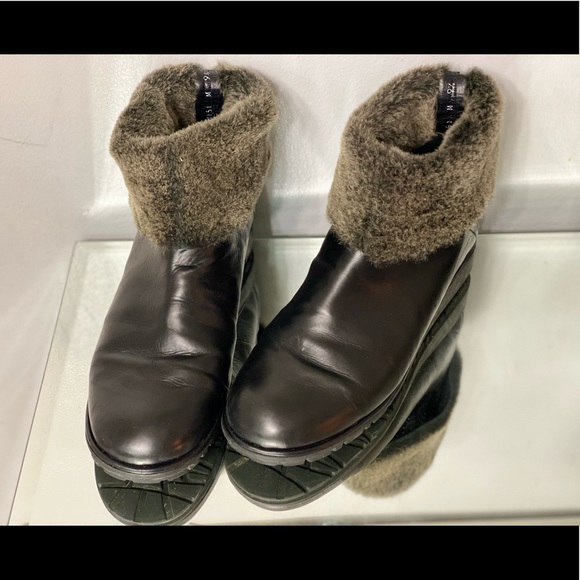 Stuart Weitzman Shoes - Stuart Weitzman booties